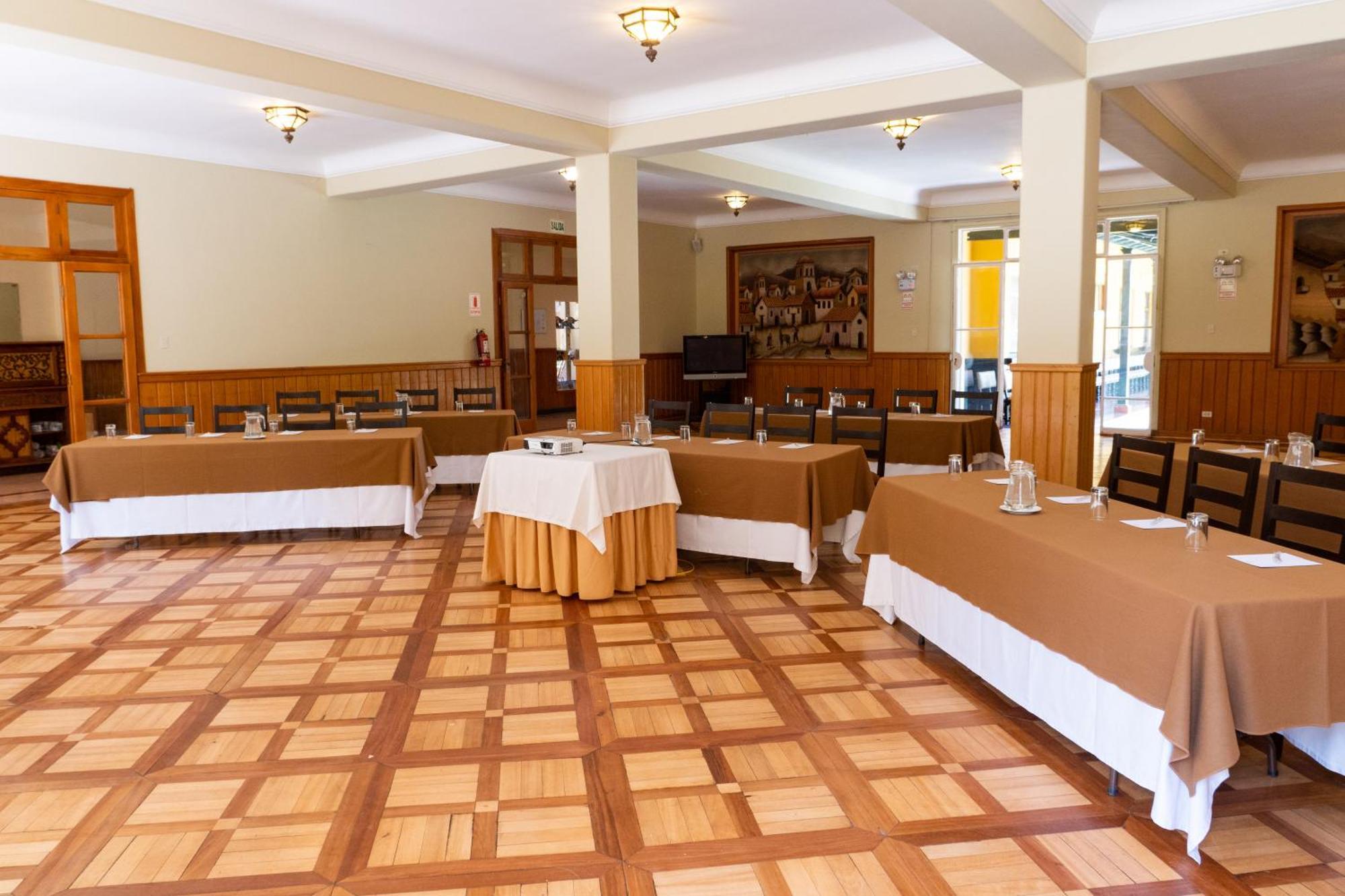 Lp Los Portales Hotel Tarma Εξωτερικό φωτογραφία